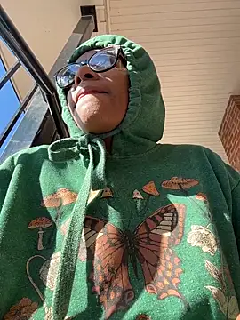 Tu GataLinda online show from November 18, 5:14 pm