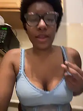 Tu GataLinda online show from November 22, 1:52 am