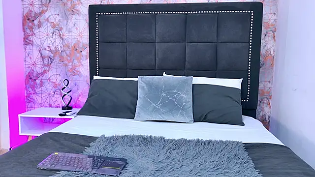 AmbherBlake online show from January 17, 3:25 am