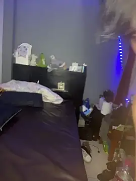 Kailertwink online show from February 25, 5:06 am