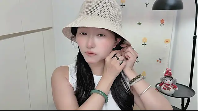 Rosalind xixi online show from May 30, 1:53 pm