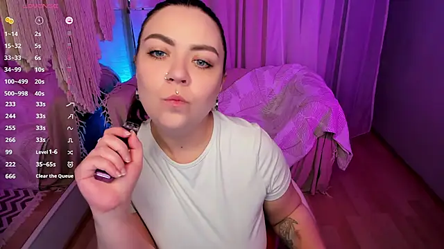 ashton heidii online show from November 4, 10:48 pm