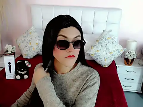 nathalialoes1 online show from November 10, 1:55 am