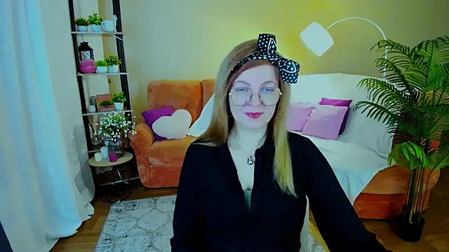 YourUniverser online show from January 18, 2:13 pm