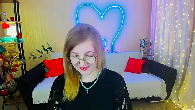 YourUniverser online show from April 5, 9:19 am