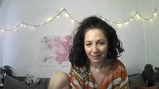 ValleriWind online show from May 13, 1:55 am