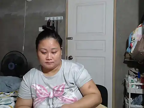 jengrey online show from December 2, 1:18 am