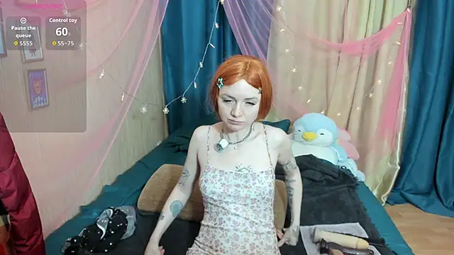 Dia Angel online show from December 13, 8:15 pm