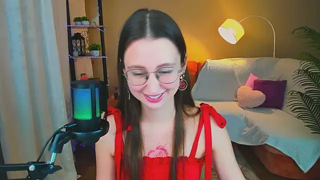 YourLovellyStory online show from November 16, 4:29 pm