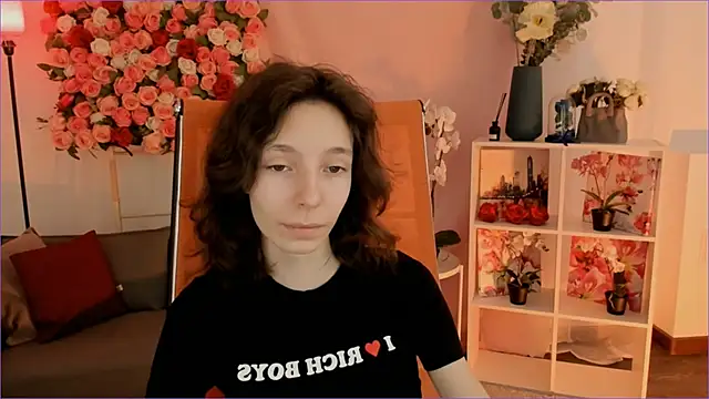 EmmanuellBrown online show from March 1, 4:12 am