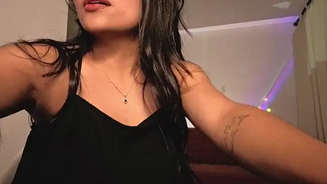 Candela    online show from March 29, 6:12 am