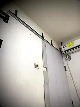 Rouse-Antonella online show from September 18, 8:07 pm