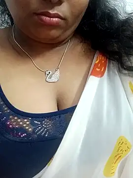 Divya-Lovely online show from October 3, 6:46 pm