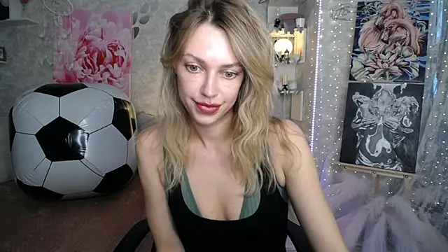 NickyAdamidi online show from June 29, 4:17 pm