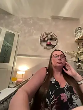 BuxomKitty BBW online show from March 11, 7:27 pm