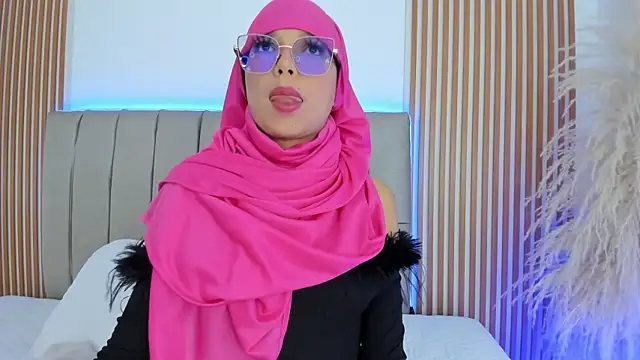 naishaa  online show from November 18, 6:42 pm