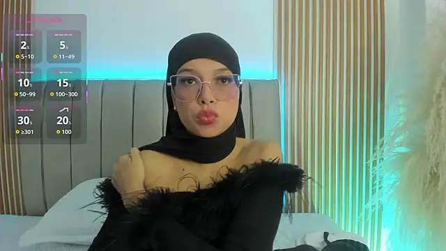 naishaa  online show from December 1, 6:43 pm