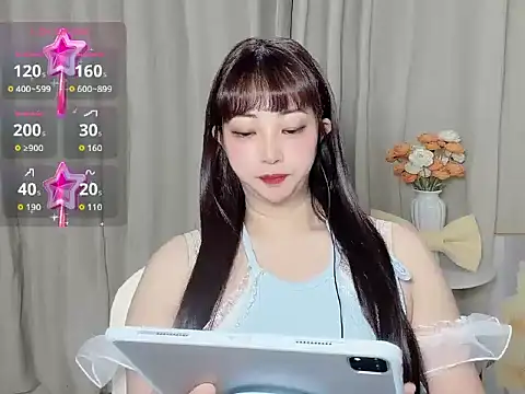 Triumph-10 online show from May 11, 8:17 pm