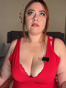 maddy Bloomm online show from February 3, 6:01 pm