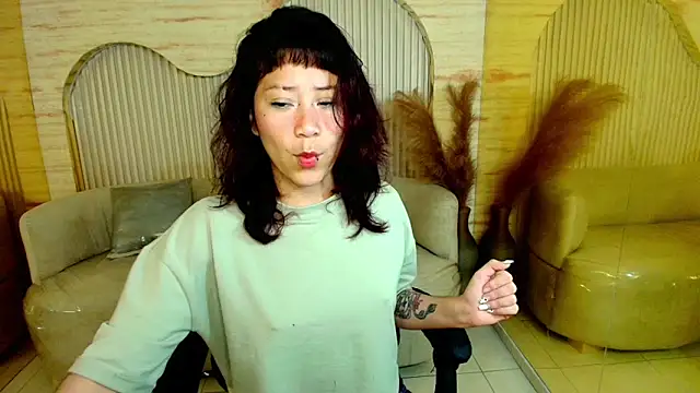 valentina r  online show from February 24, 3:16 am