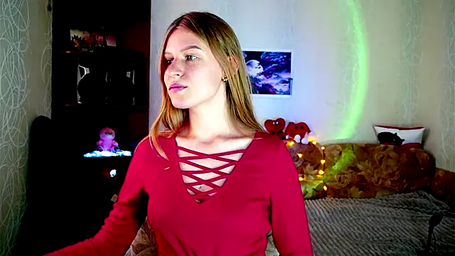 Snapshot of Luntryy chatting on October 14, 9:12 am Luntryy online show from October 14, 9:12 am