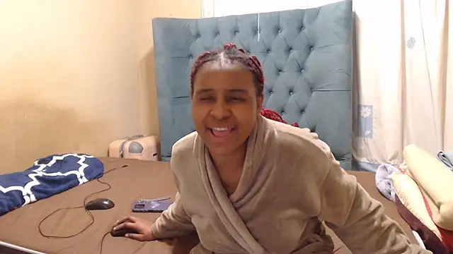 EbonyEssence online show from June 7, 5:31 pm
