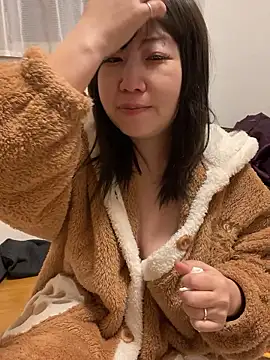 h415a812 online show from February 19, 7:02 pm