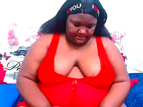 ChubbyBoobsxxx online show from October 28, 6:30 am