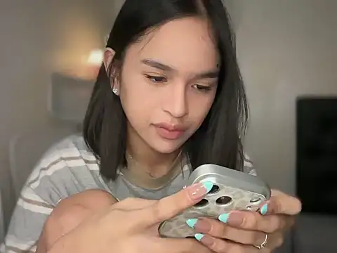 lelasohna online show from April 16, 1:11 pm