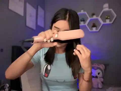 lelasohna online show from September 12, 7:21 pm