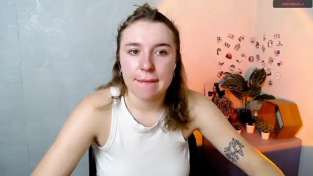 JuliaTopp  online show from November 24, 5:20 am