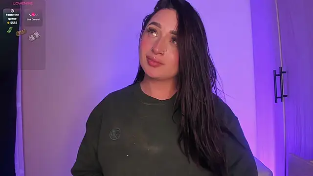 scarlett Collinss online show from June 13, 9:23 pm
