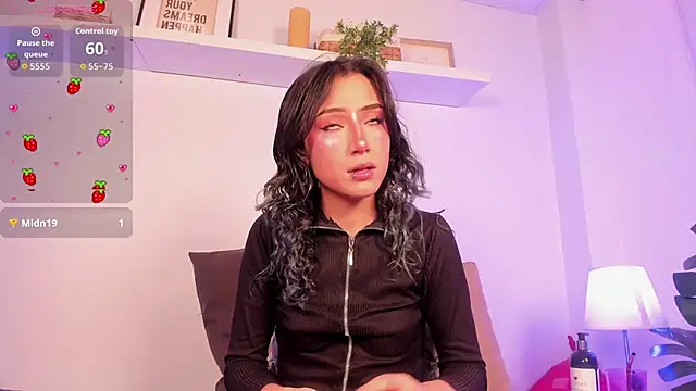 Vampgyal online show from March 2, 11:10 pm