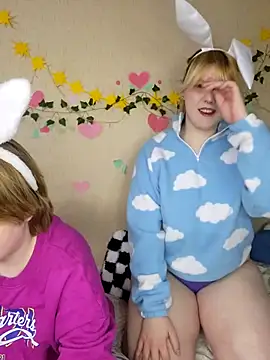 xrixsyx and ricky online show from April 3, 5:44 pm