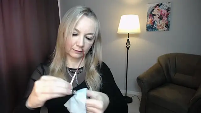 Ava Elior online show from December 16, 10:43 am