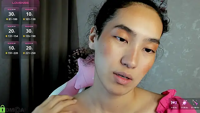 FlirtyAura online show from December 1, 4:05 am