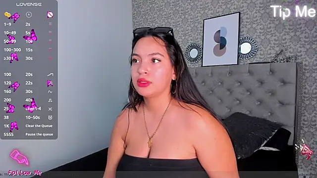 Grace Hollis online show from September 12, 5:53 pm