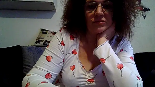 RubyyRosee online show from February 22, 11:11 am