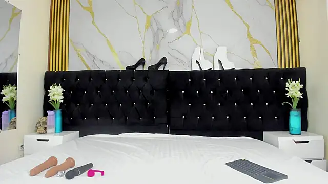 Lisa sweetas online show from September 13, 7:44 pm