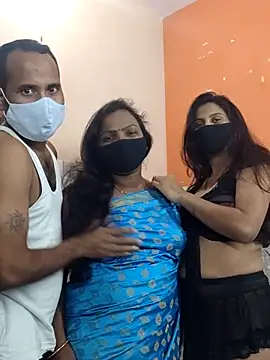 hot plak online show from November 17, 5:24 pm