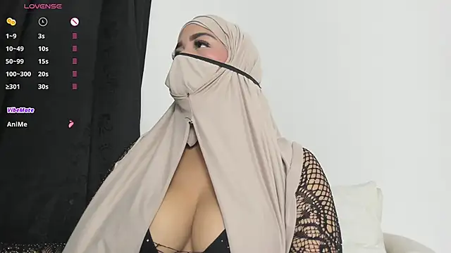 thaira aly online show from November 4, 10:37 pm