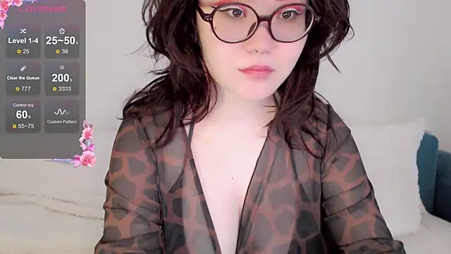 tsunade chan online show from September 12, 5:30 am