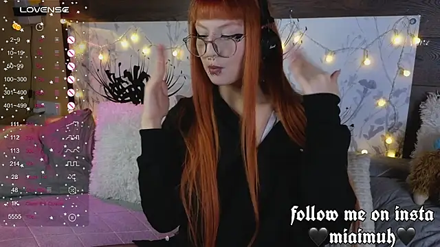 mia  yui online show from November 15, 8:43 pm