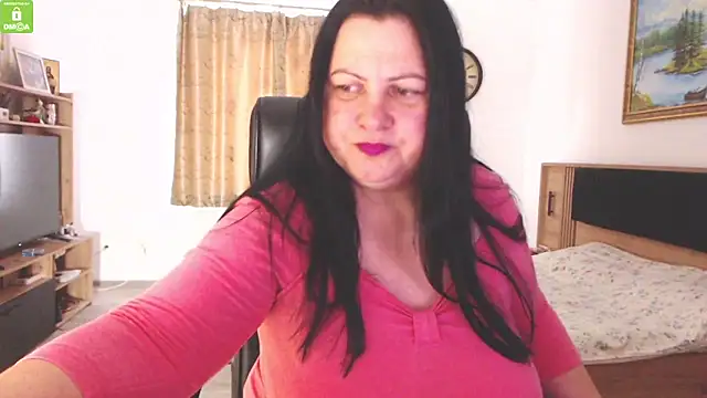 KendraSecrets online show from October 14, 1:25 pm