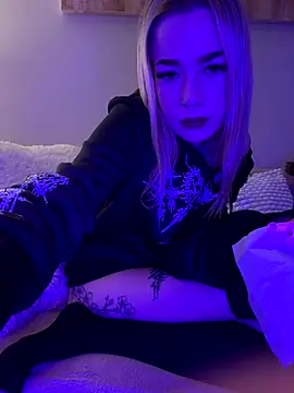 marnemzavar444 online show from November 15, 9:27 pm