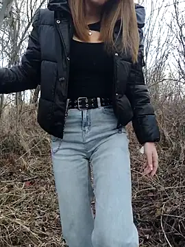 YOOUR EVAA online show from November 15, 10:49 am