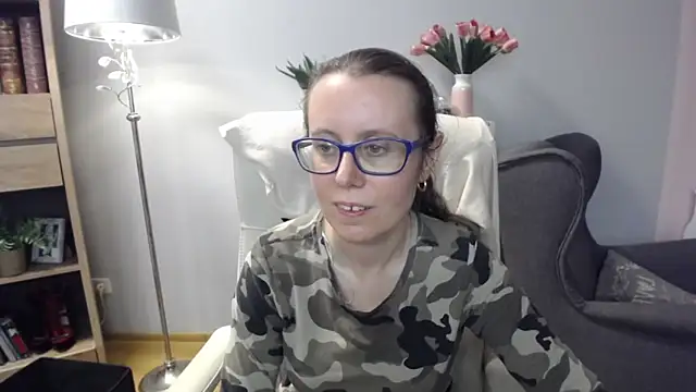 sweetxLizzy online show from March 20, 6:51 am