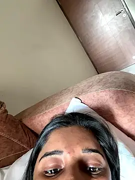 desitease online show from January 14, 10:09 am