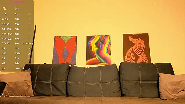 TrixiBell online show from February 12, 5:09 am