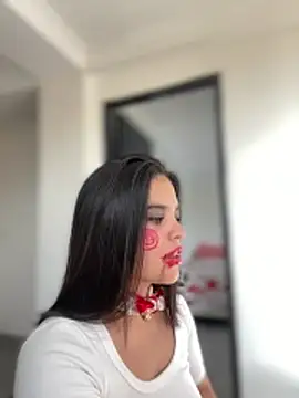 JuanitaMore01 online show from October 23, 8:59 pm